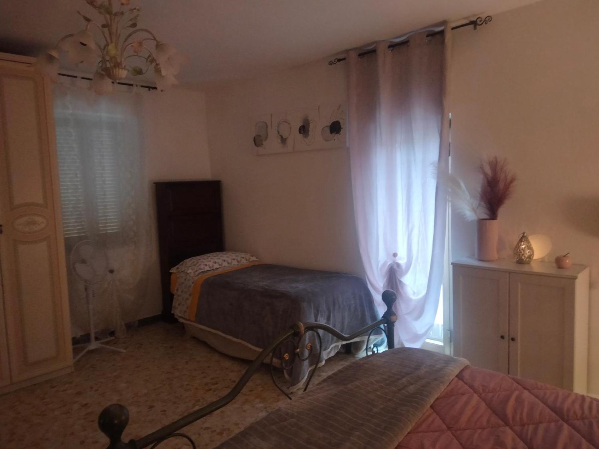 Casa Vacanze Pitta チボリ エクステリア 写真